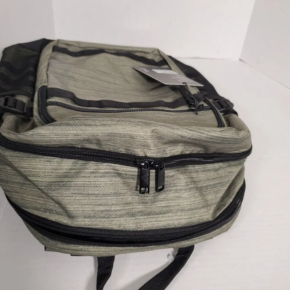 Adidas Core Advantage 4 Backpack Two Tone Green/Black Laptop School Bag‎ NWT